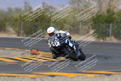 media/Oct-03-2022-Moto Forza (Mon) [[5f077a3730]]/Advanced Group/Session 3 (Turn 3)/